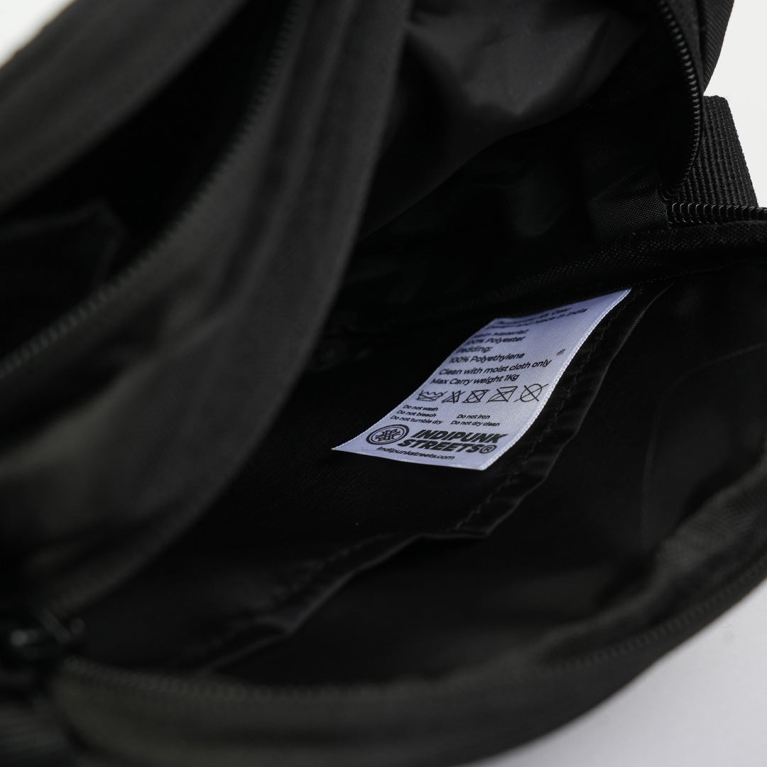 Skull fanny pack