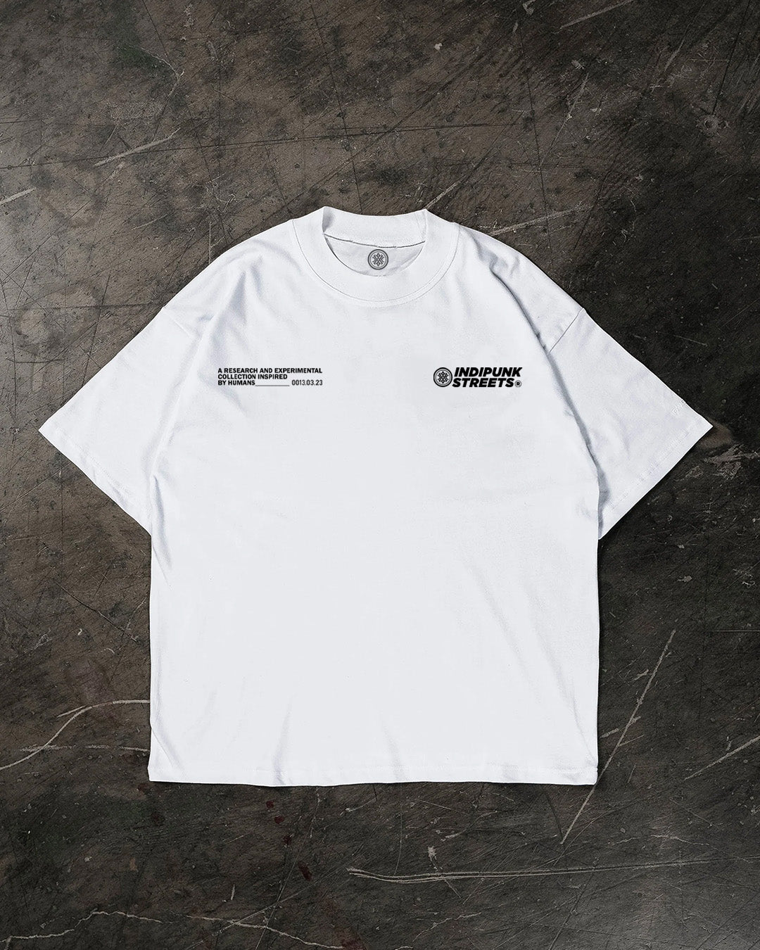 snakes & stones Oversized T-Shirt