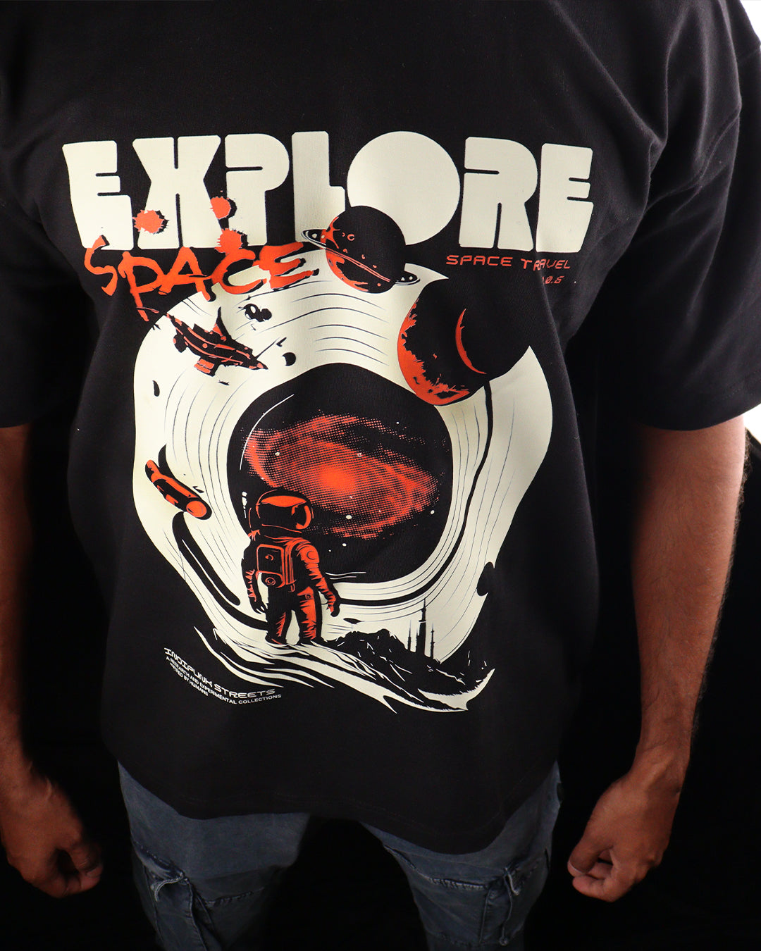 Explore space Oversized T-Shirt