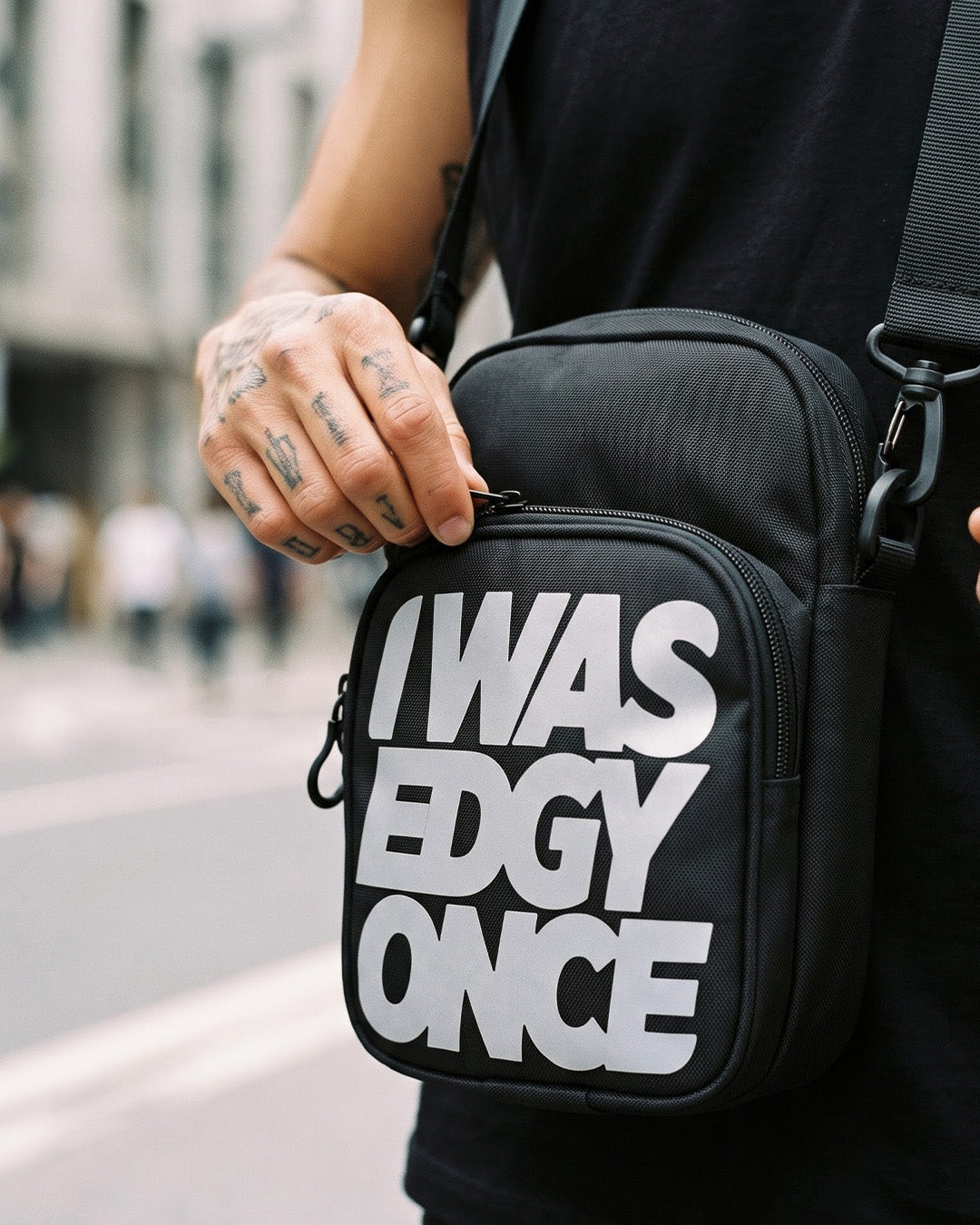 Edgy once Reflective sling bag Pro